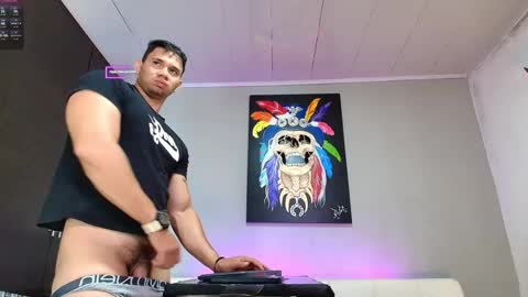 Juanpaindependent model online show from February 26, 3:10 pm