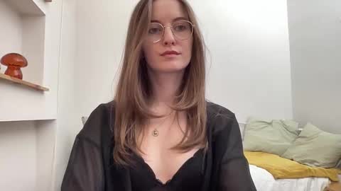 classyandgirly online show from March 11, 8:34 pm