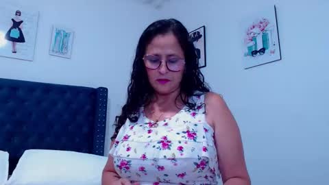 Clayr online show from December 14, 9:54 pm