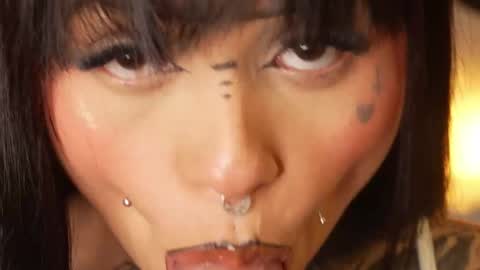 Cleo Adams online show from December 3, 6:14 am