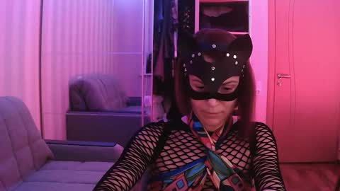 Snapshot of cleo_catra chatting on October 8, 9:21 pm cleo_catra online show from October 8, 9:21 pm