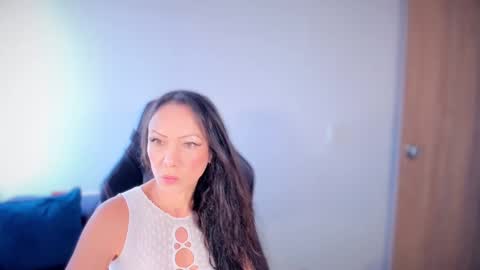 Cleo online show from January 15, 4:16 pm