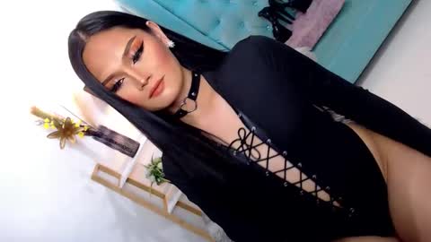 Cleo online show from November 10, 11:18 pm