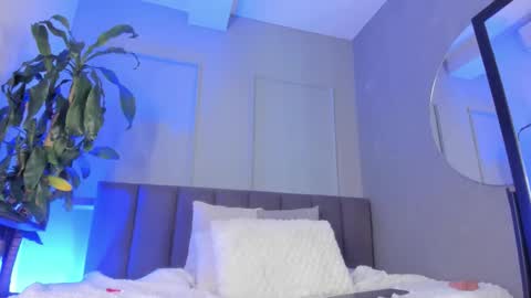 . Cleo Jhonson . online show from January 13, 4:53 am