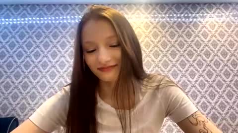 Cleo online show from December 5, 6:38 pm