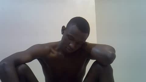 clive_damian online show from April 28, 3:27 pm