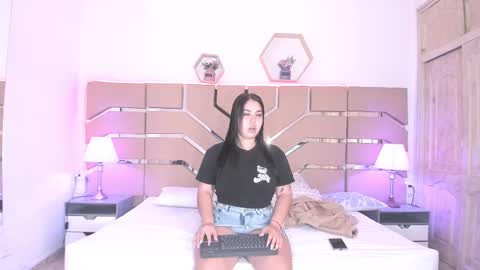 Cloe Online de 600 a 1400 online show from February 13, 11:28 am