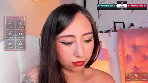 Snapshot of cloe_martinez_ chatting on February 10, 5:25 am Cloe online show from February 10, 5:25 am
