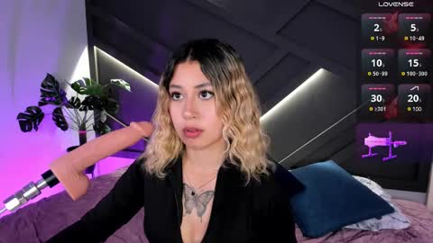 Snapshot of cloe_palmeer chatting on February 18, 9:09 pm cloe_palmeer online show from February 18, 9:09 pm