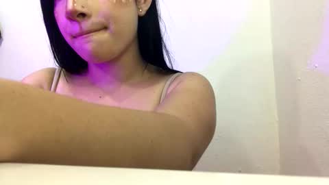 Cloe Weiss online show from October 27, 2:39 pm