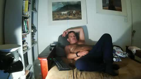 closetrebel online show from May 6, 11:49 am