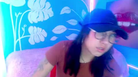Elizabeth online show from July 4, 11:36 am