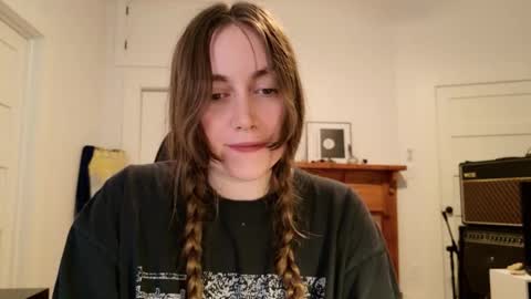 Clover online show from November 20, 3:27 am