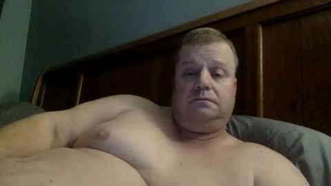 cmachen online show from December 14, 3:06 am