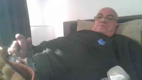 cock9635 online show from March 4, 12:46 pm