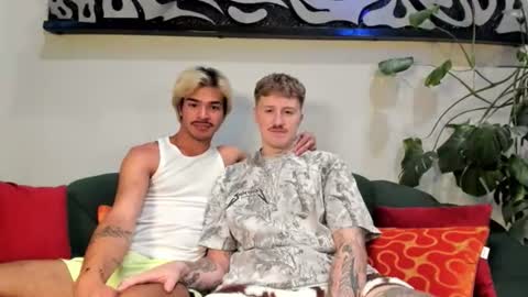 Cody and Emeraldboy online show from June 24, 2:40 am