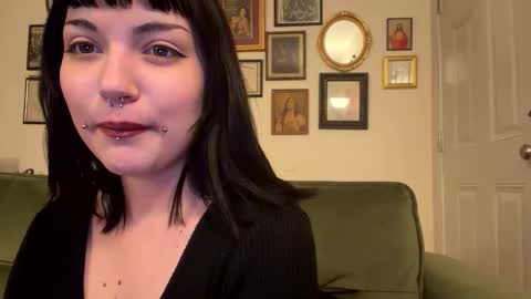 Charlotte online show from April 11, 5:34 am