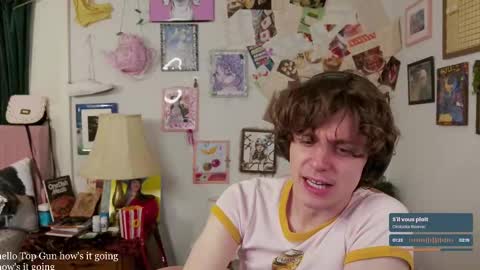 Snapshot of cokia_ chatting on September 13, 12:02 am Cokia online show from September 13, 12:02 am