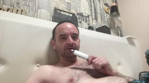 colambus555 online show from August 4, 4:03 pm