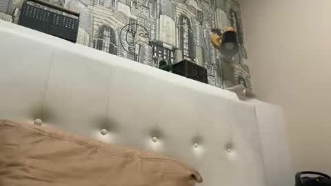 colambus83 online show from February 11, 8:12 pm