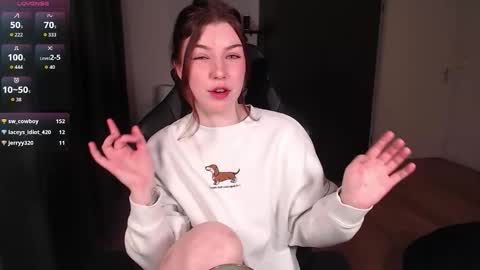 Denise online show from February 4, 9:19 pm