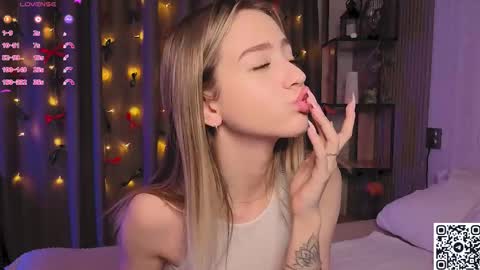 Criss online show from February 6, 3:43 am