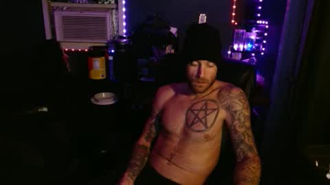 colevan2390 online show from February 25, 11:30 pm