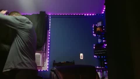 colevan2390 online show from February 3, 6:22 am