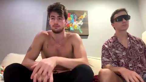 Snapshot of college_packing_8 chatting on October 7, 1:34 am college_packing_8 online show from October 7, 1:34 am