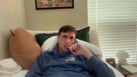 collegetwinky6769 online show from February 2, 10:17 pm