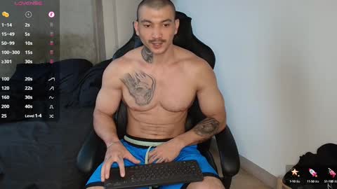 colombianmuscle8 online show from January 26, 9:18 pm