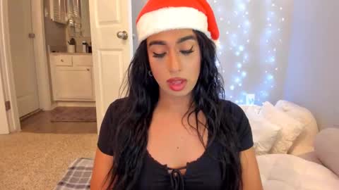    ........ Instagram  Lorysexys online show from December 17, 5:47 am