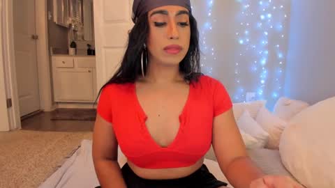 Snapshot of colombiantexas chatting on January 15, 4:57 am ........ Instagram Lorysexys online show from January 15, 4:57 am
