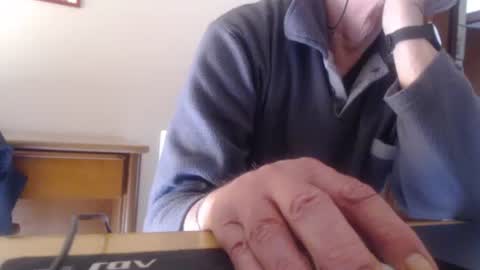 comemivuoi2 online show from March 11, 6:49 am