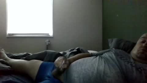 comfortably_numb1980 online show from October 11, 6:55 pm