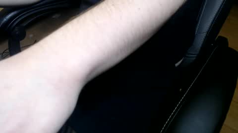 Snapshot of commanderchip chatting on February 28, 4:20 pm commanderchip online show from February 28, 4:20 pm