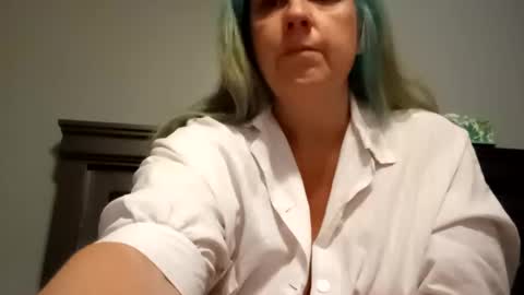 Snapshot of conchettap chatting on September 15, 9:44 am conchettap online show from September 15, 9:44 am