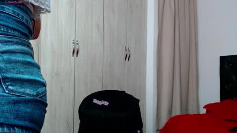 conni_f00x online show from February 20, 7:27 pm