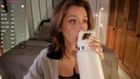 connie    online show from December 23, 9:59 am