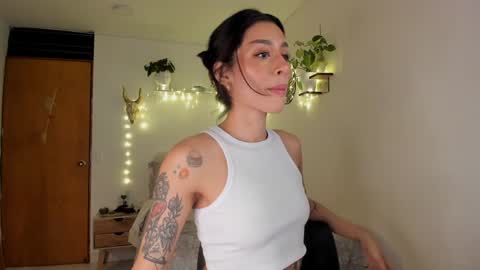 Snapshot of connie_deep chatting on January 16, 1:36 pm connie online show from January 16, 1:36 pm