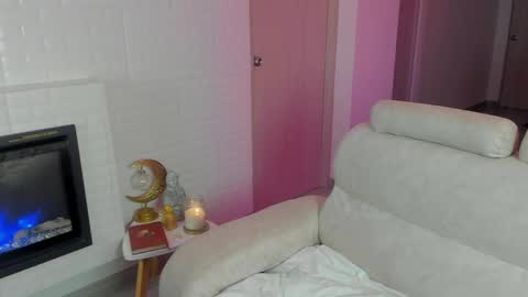 connor_and_angel online show from April 2, 3:14 am