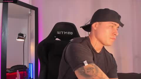 Connor Smith online show from July 1, 5:32 pm