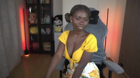 Carola  independent model online show from April 13, 12:31 pm