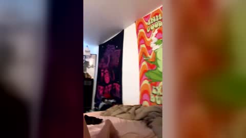 cookiiiee online show from May 17, 2:48 pm