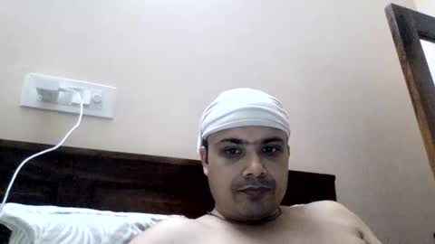 Cool Breeze09 online show from June 2, 9:22 am