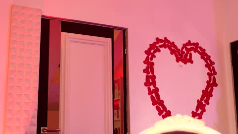 Ginger The Cringer online show from October 27, 9:20 am