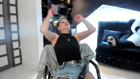 Coral  online show from October 22, 2:30 pm