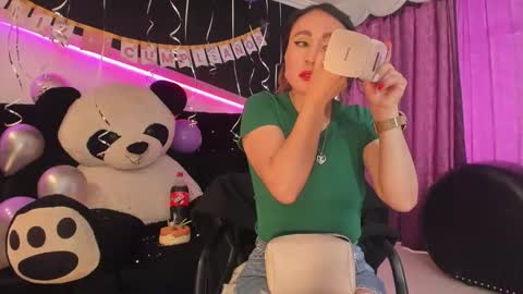 Coral  online show from March 31, 1:11 pm