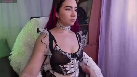 Snapshot of coralwells chatting on November 1, 2:45 am coralwells online show from November 1, 2:45 am