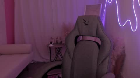 little girl who is always right or just Cora online show from February 3, 6:22 am